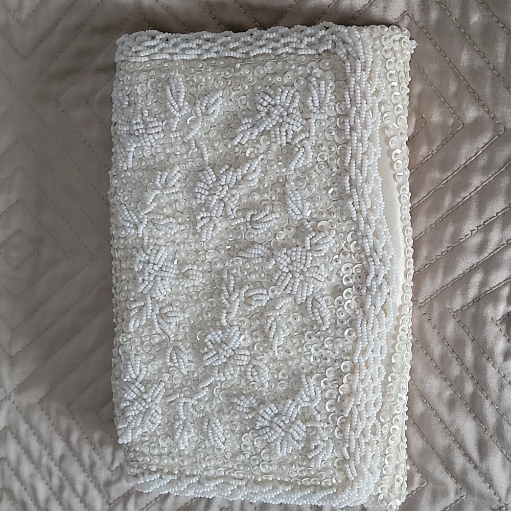 Vintage Beaded Evening Bag Ivory and White Fantastic Condition
